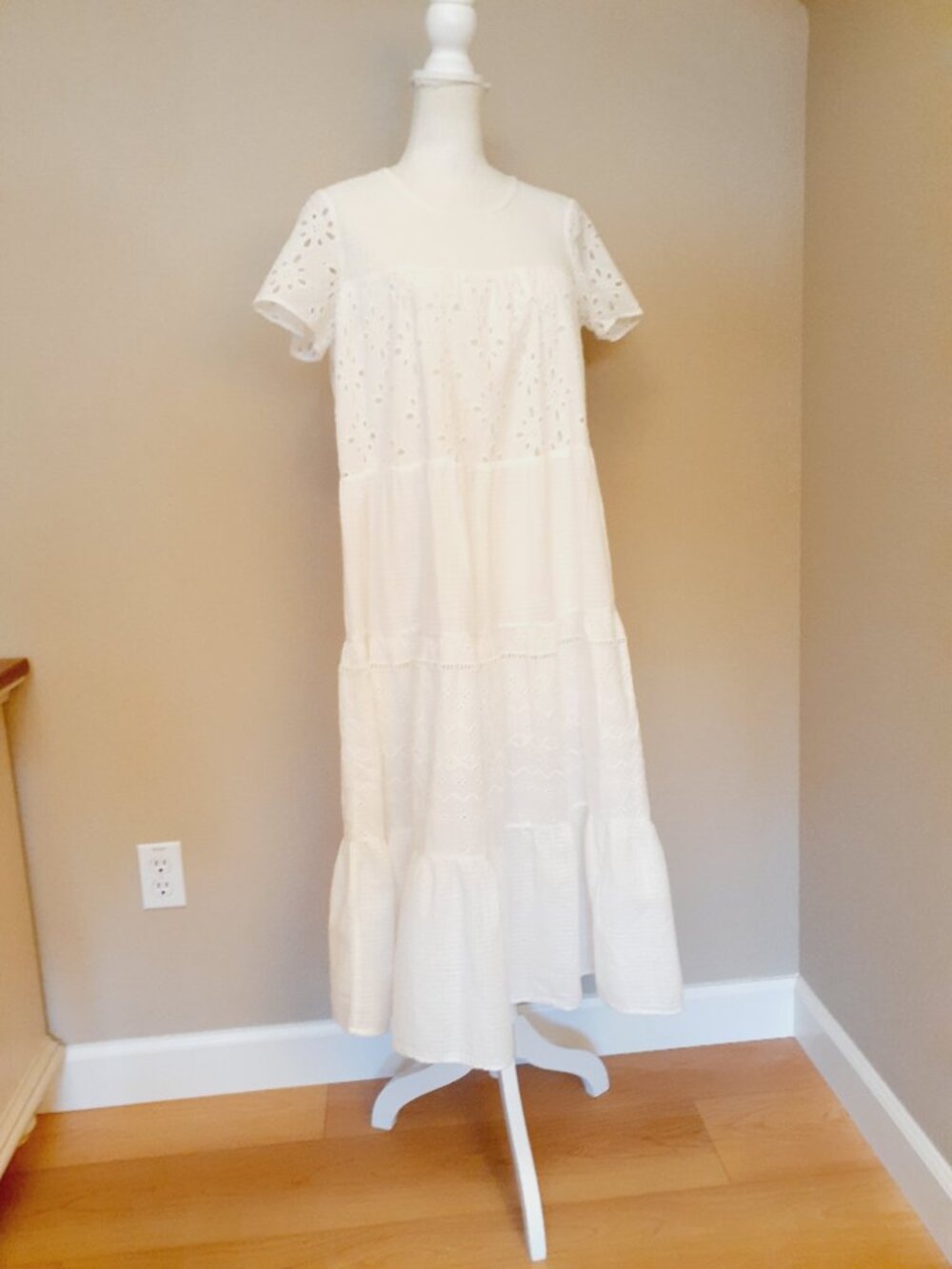 Zara Cotton Tiered Dress - Picture 6 of 15